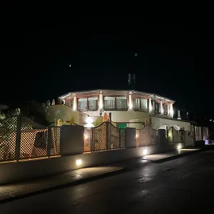  Couette-café Il Caimano B & B, Con Piscina Dall'11 Luglio Al 31 Agosto