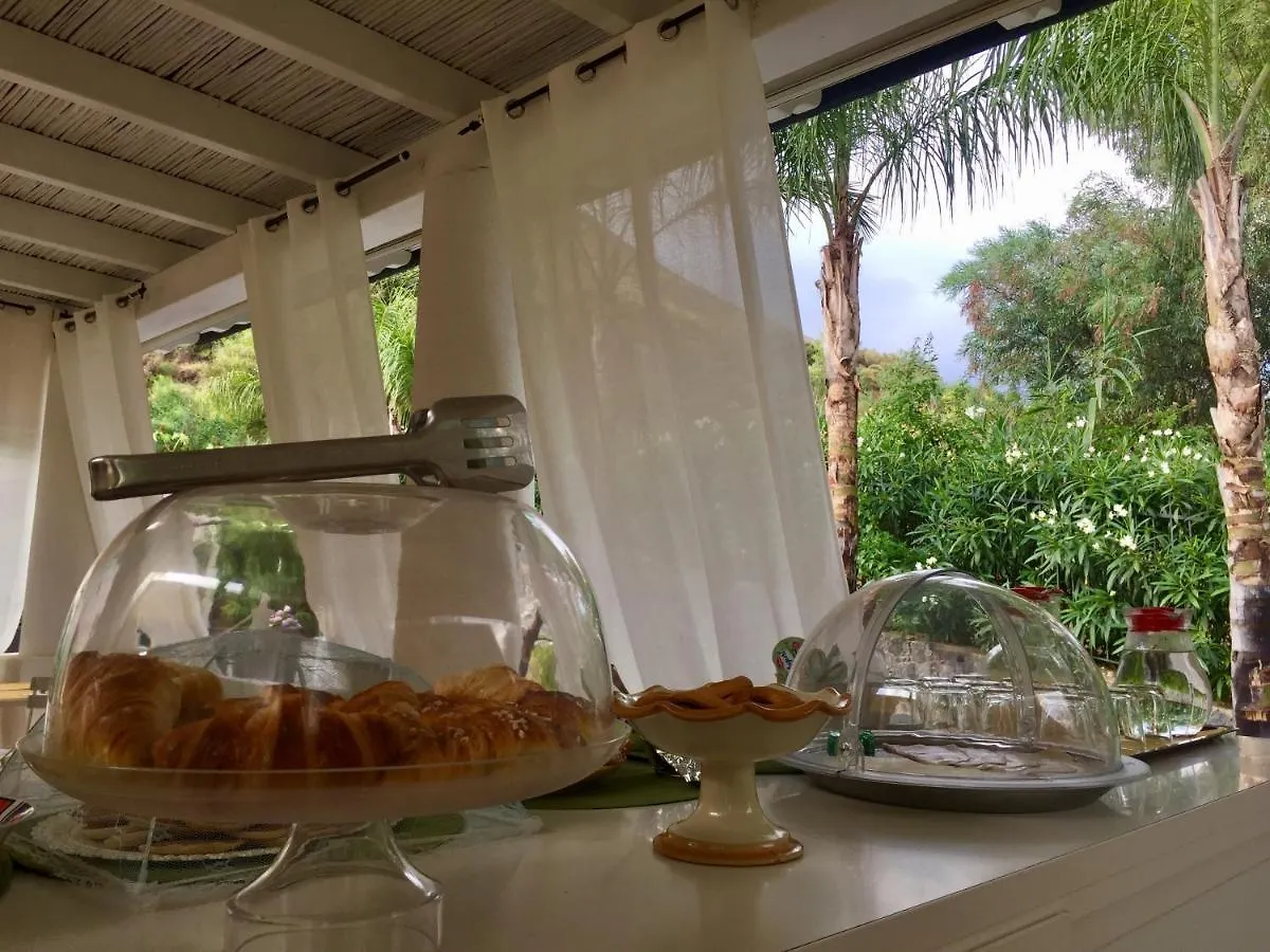 Casa Arcada Bed & Breakfast Vulcano  0*, Vulcano (Isola)