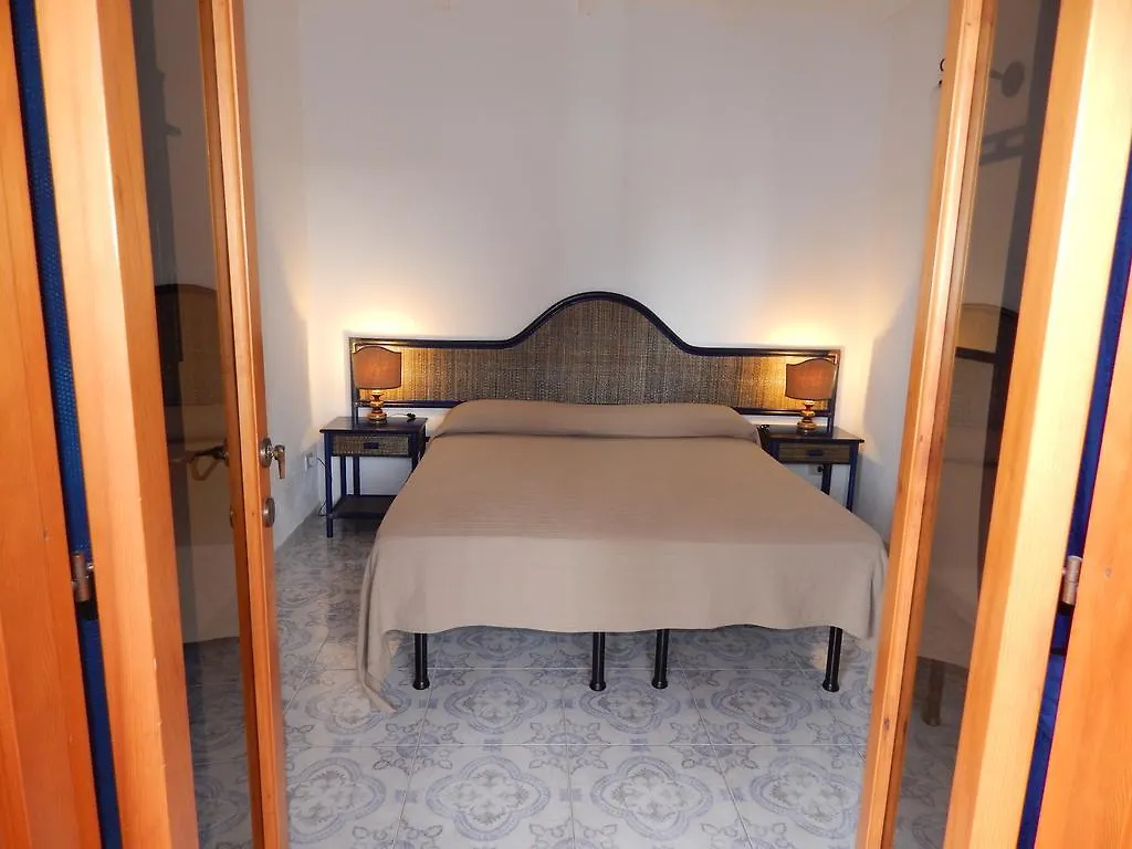 Casa Arcada Bed & Breakfast Vulcano