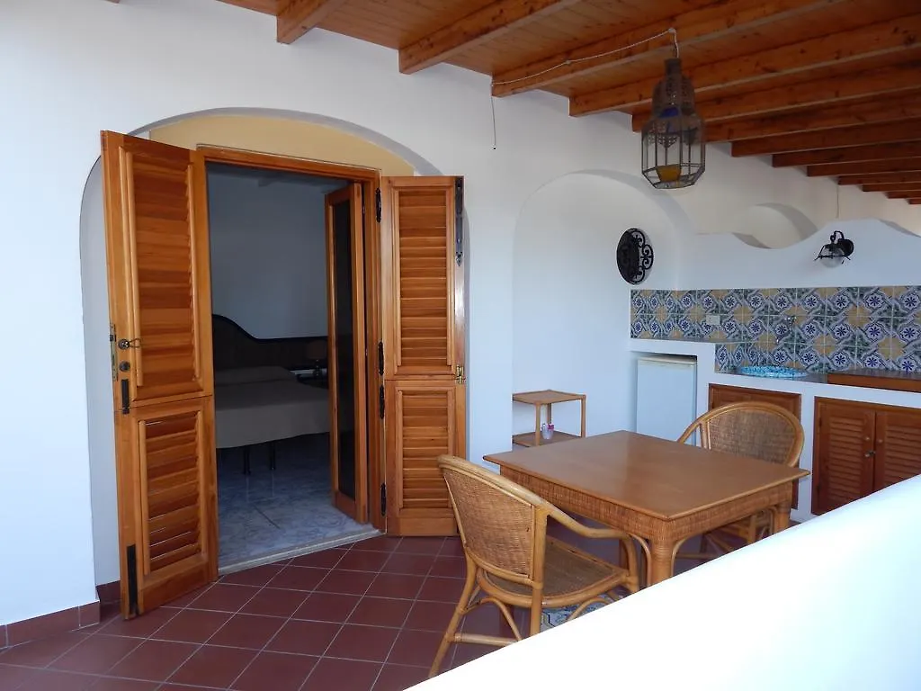 Casa Arcada Bed & Breakfast Vulcano