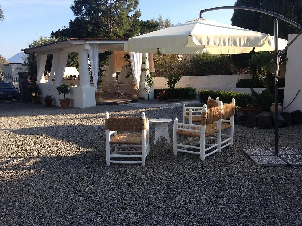 Casa Arcada Bed & Breakfast Vulcano  Italy
