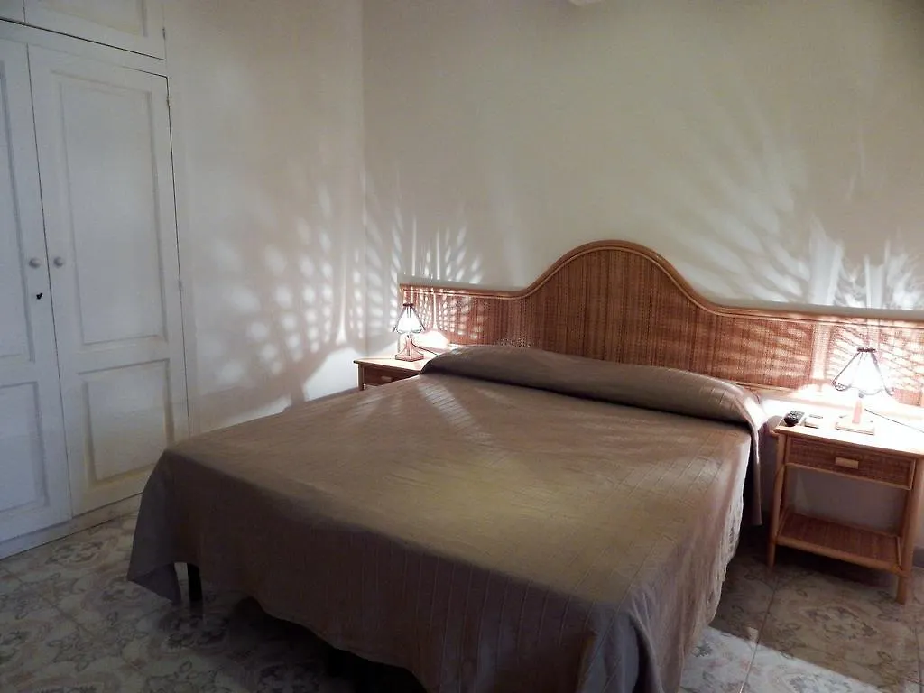 Casa Arcada Bed & Breakfast Vulcano