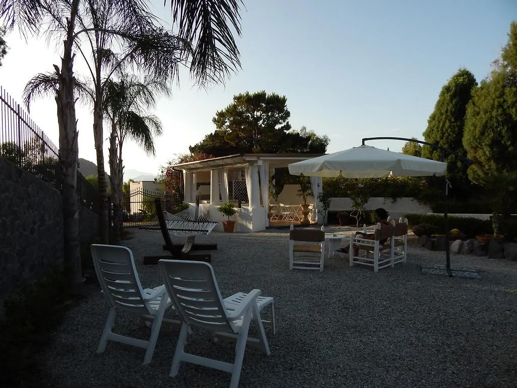 Bed and Breakfast Casa Arcada Vulcano  0*, Vulcano (Isola)